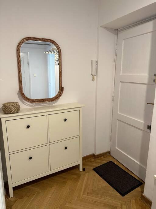 Stary Mokotow, Z Ogrodkiem Appartement Warschau Buitenkant foto