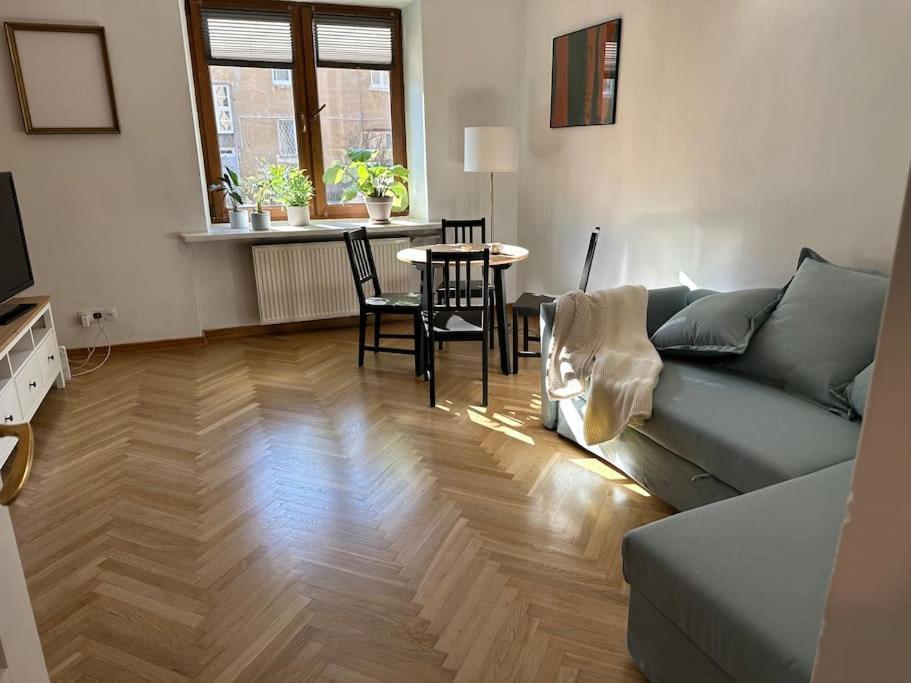 Stary Mokotow, Z Ogrodkiem Appartement Warschau Buitenkant foto